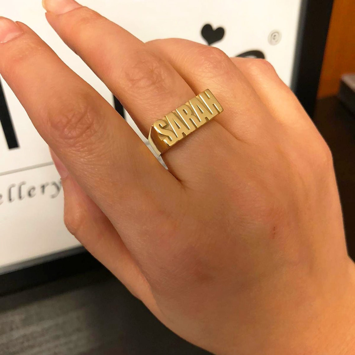 Cincin Gotik Emas Kustom untuk - Initial Ring Custom ulasan dan harga