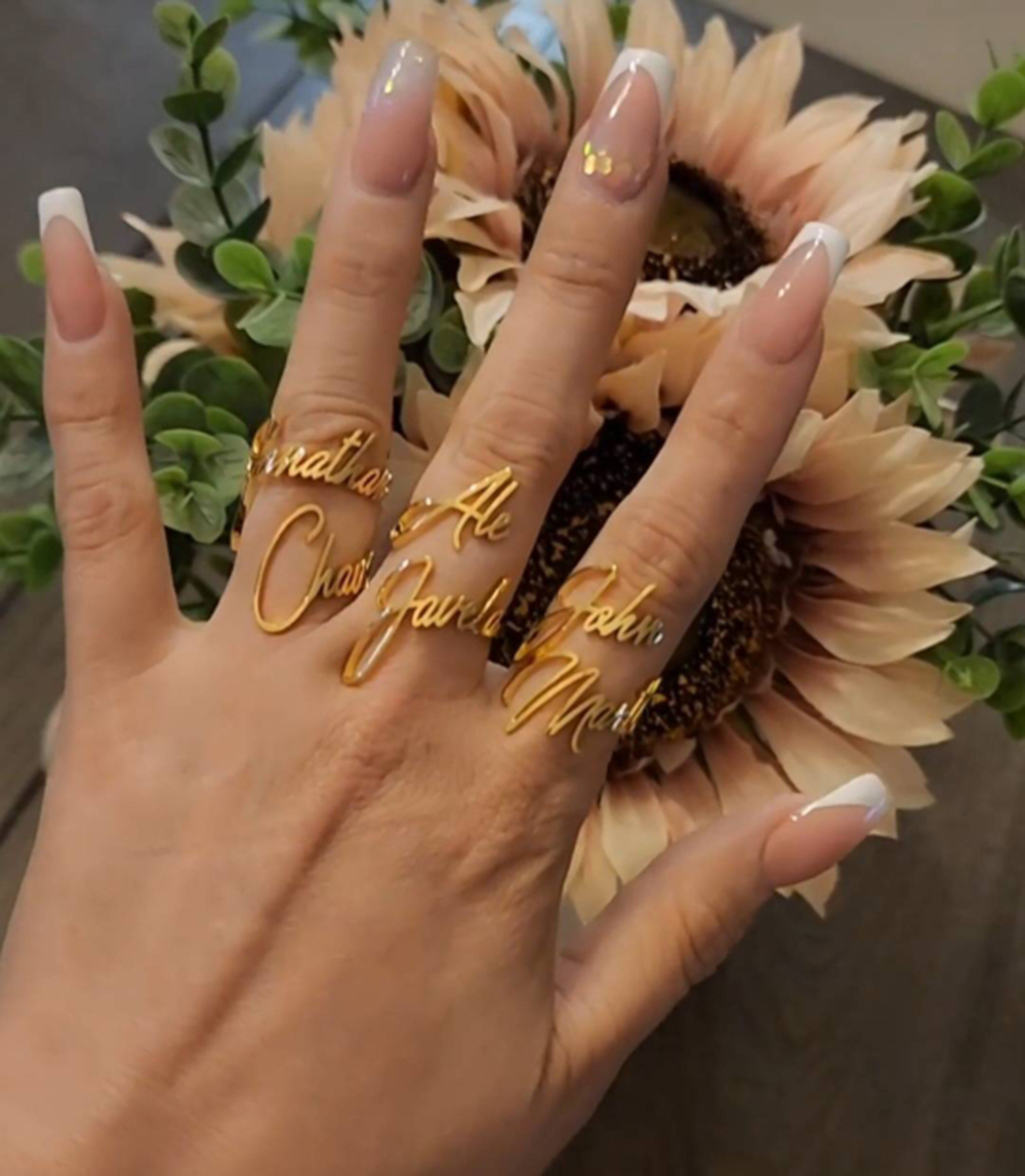 Cincin nama kustom sesuai pesa - Initial Ring Custom ulasan dan harga